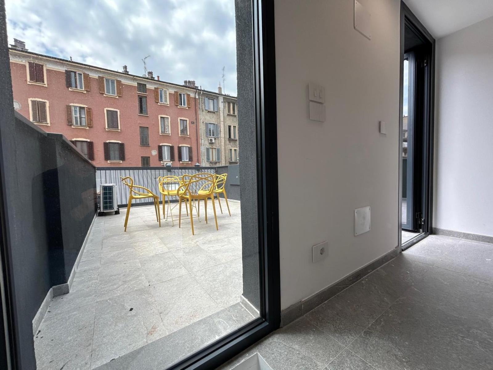 Kibilu Luxury Apt With Terrace, Isola District And Near Garibaldi Station 밀라노 외부 사진